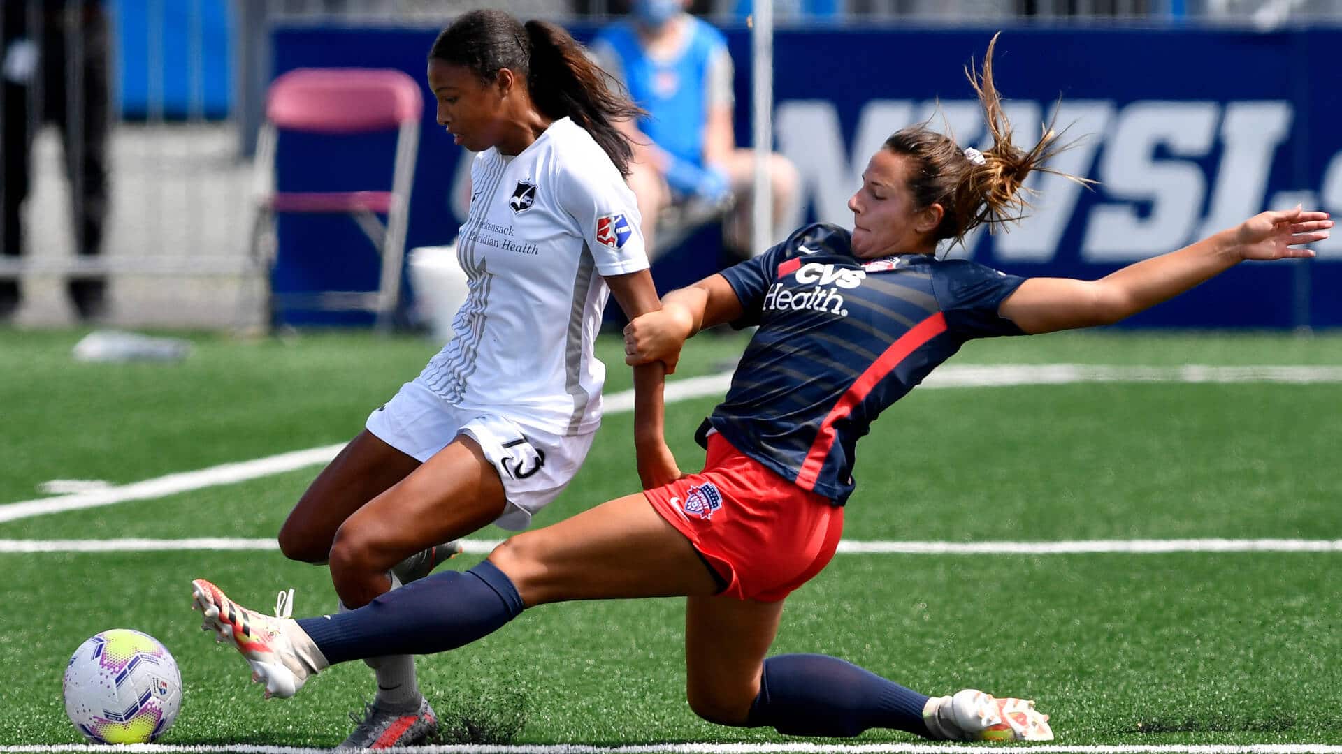 professional soccer players nwsl