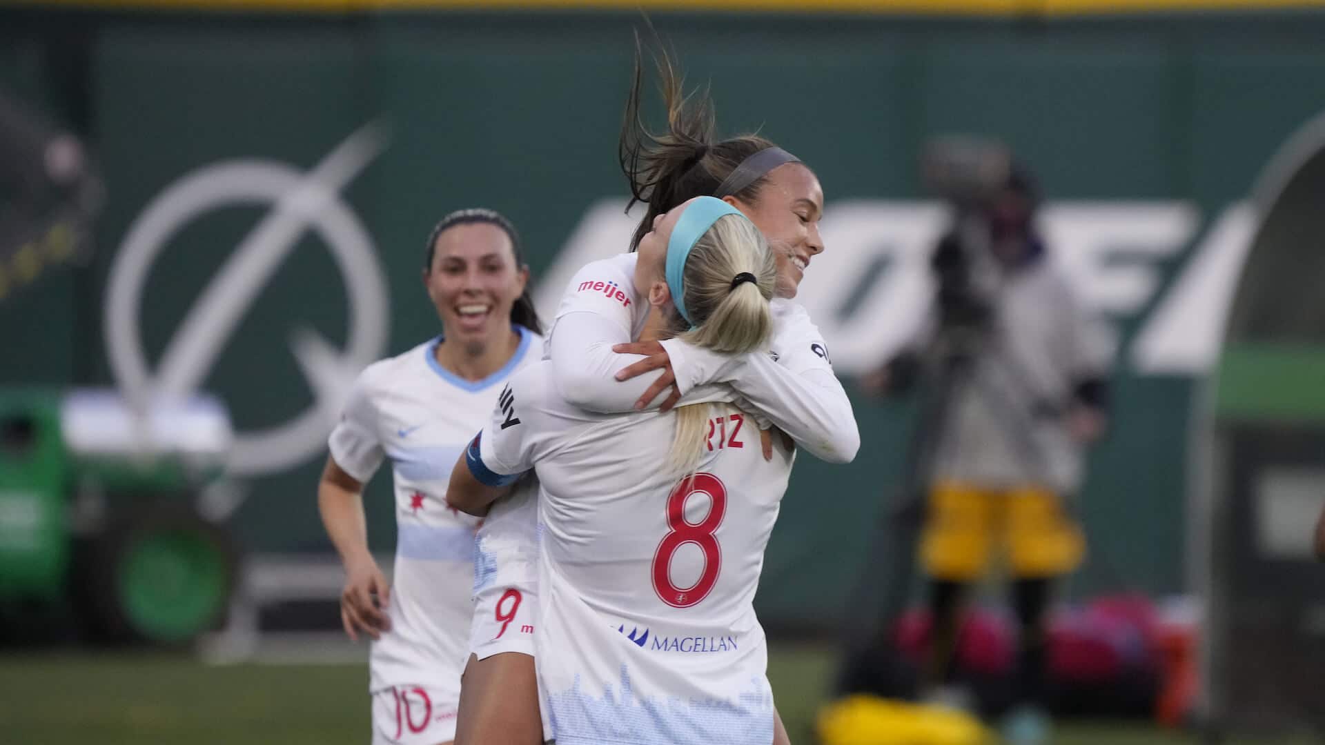 chicago red stars, julie ertz and mallory purgh