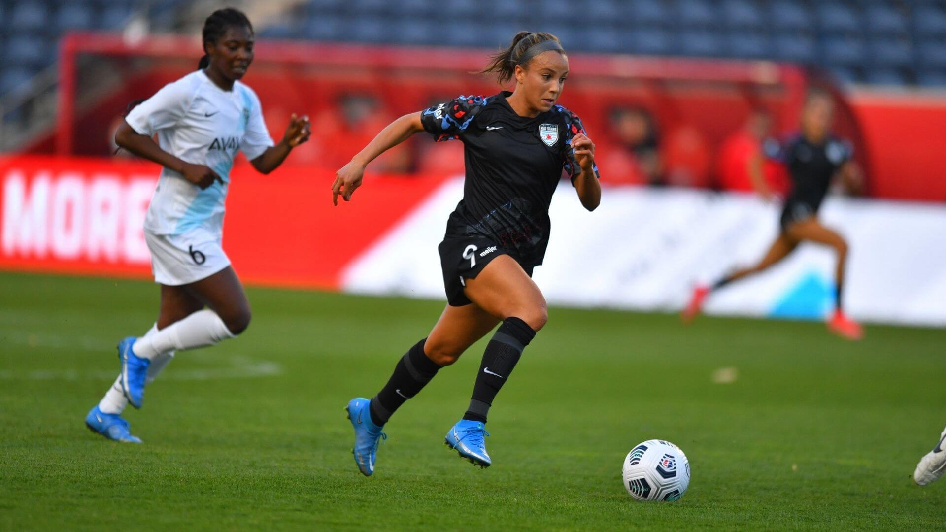 nwsl kits: mallory pugh momentum kit