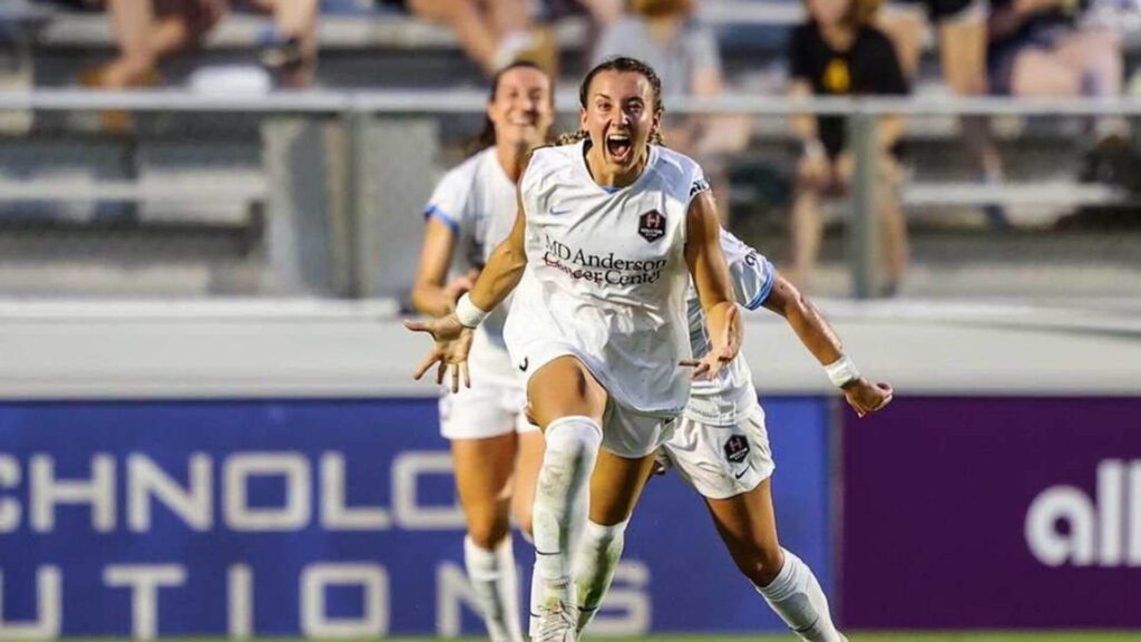 gabby seiler of houston dash