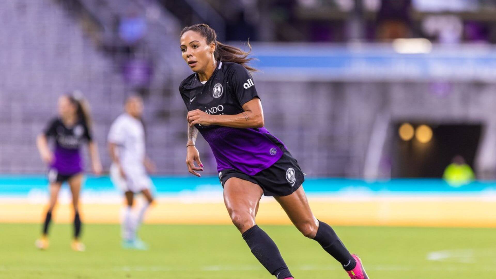 Sydney Leroux is in excellent form this season.