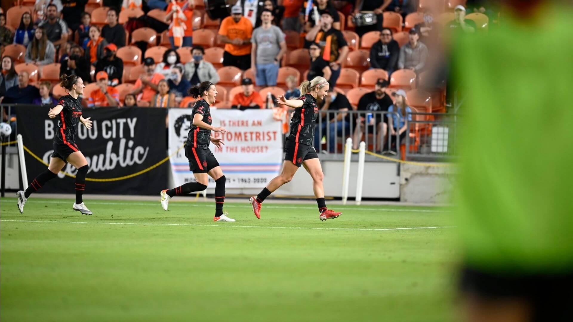 Portland wins the Shield in this weeks women's soccer news