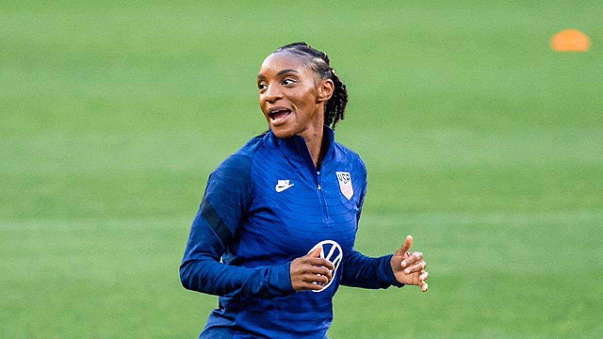 In women's soccer news, Crystal Dunn is expected to return to soccer in the next few months