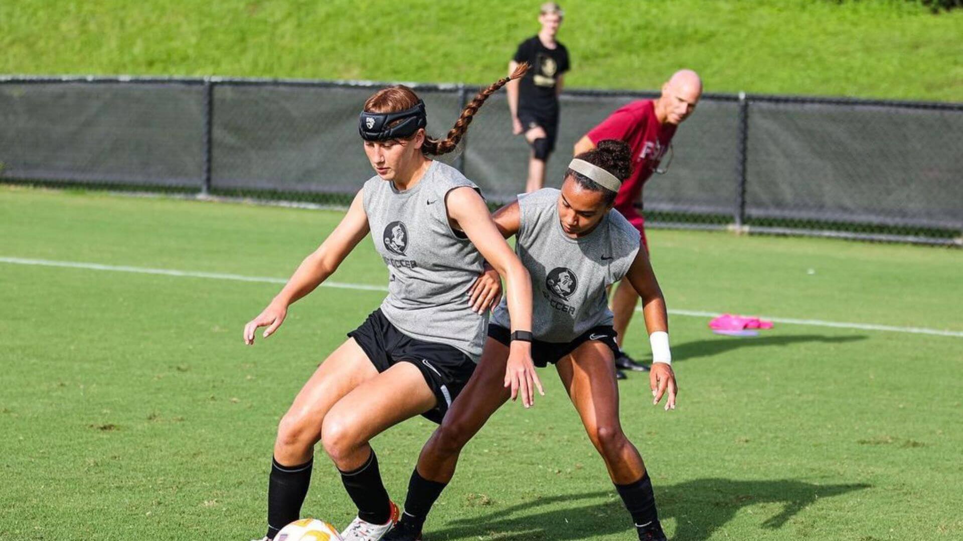 Florida State practicing during preseason