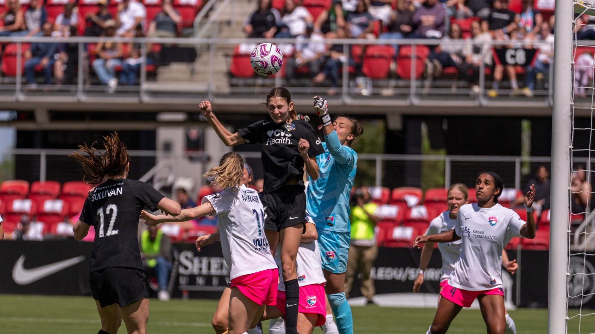 Watch Orlando Pride vs Houston Dash on Paramount+