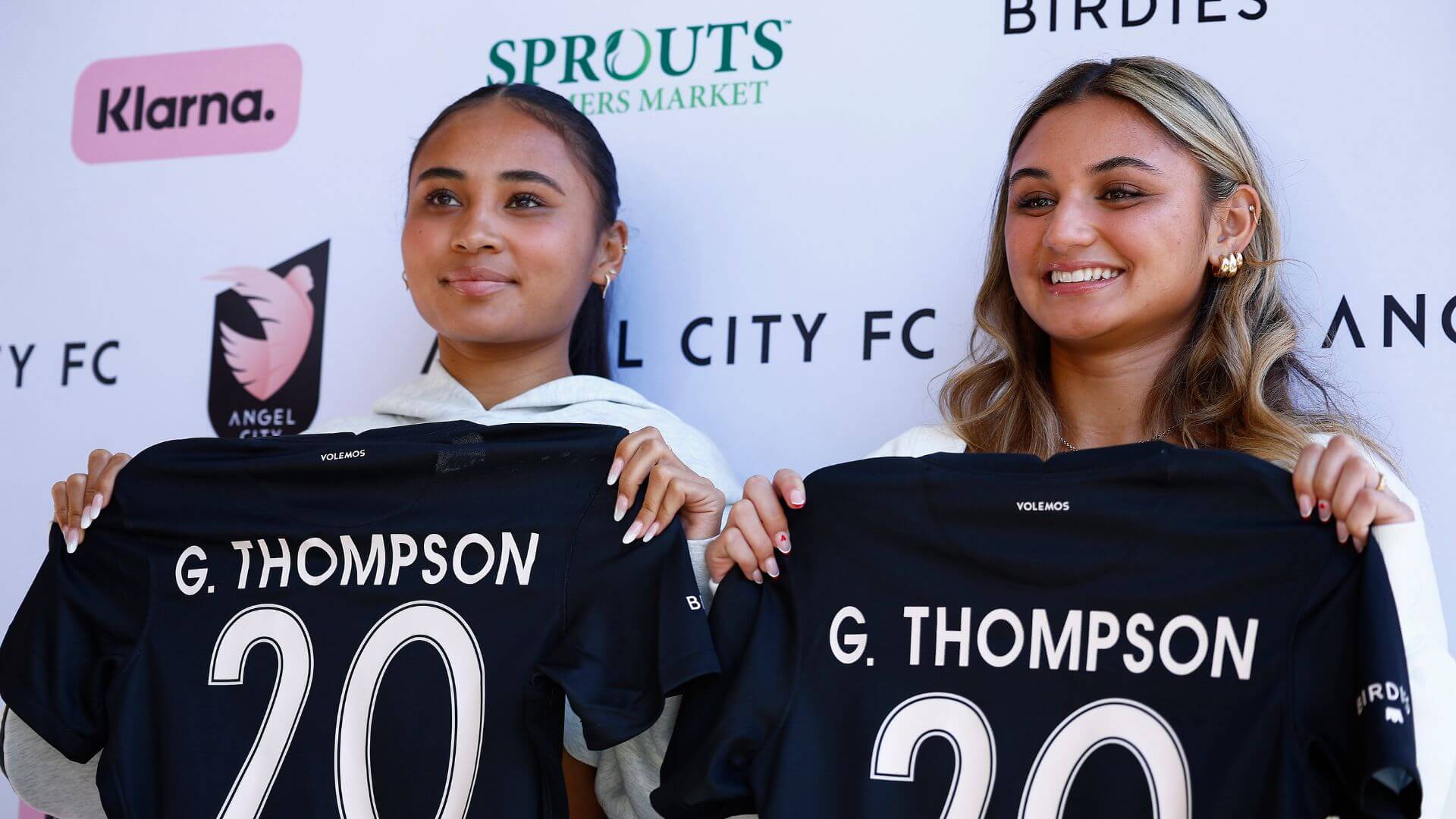 Gisele Thompson signed to play pro soccer for ACFC