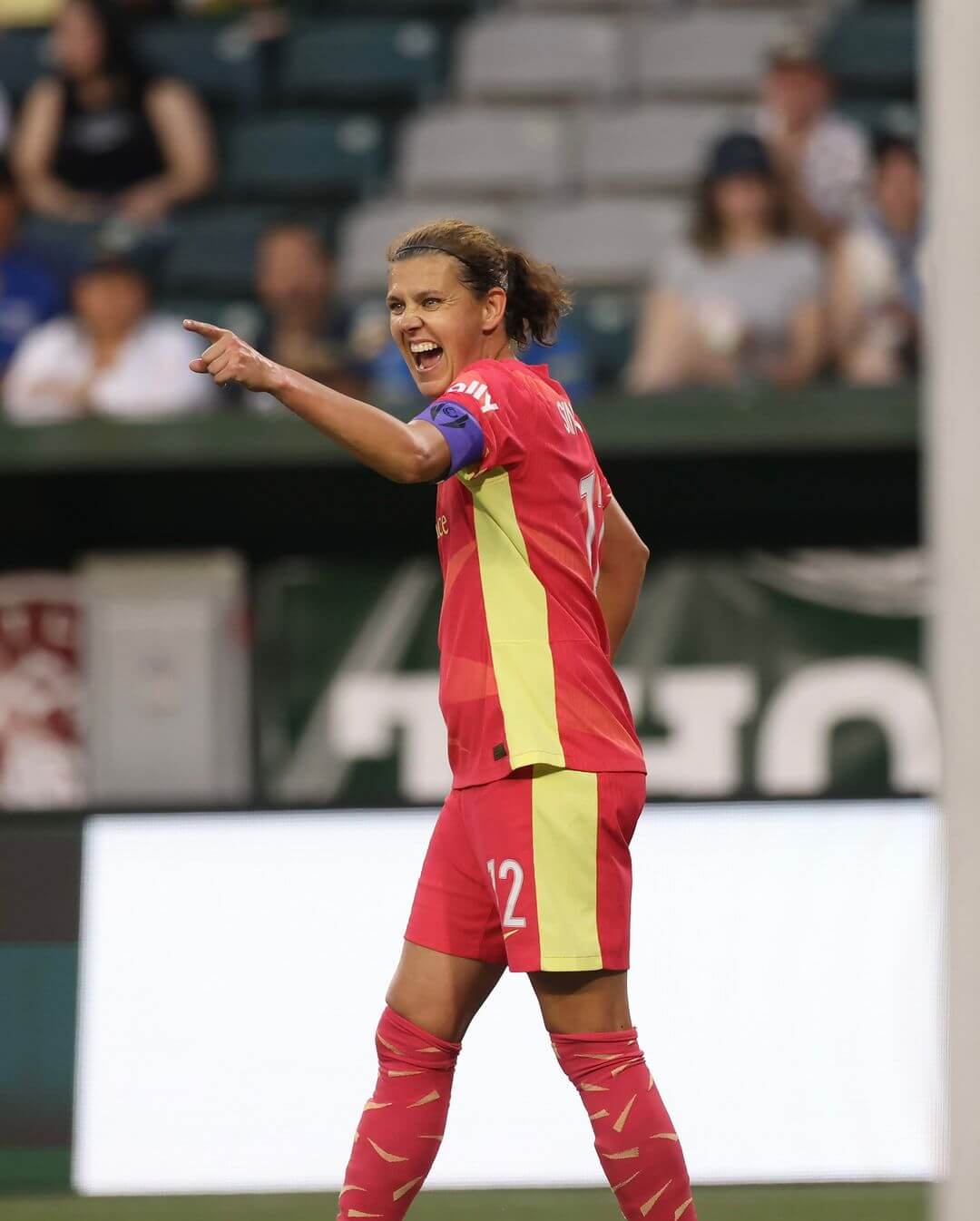 Christine Sinclair announces retirement