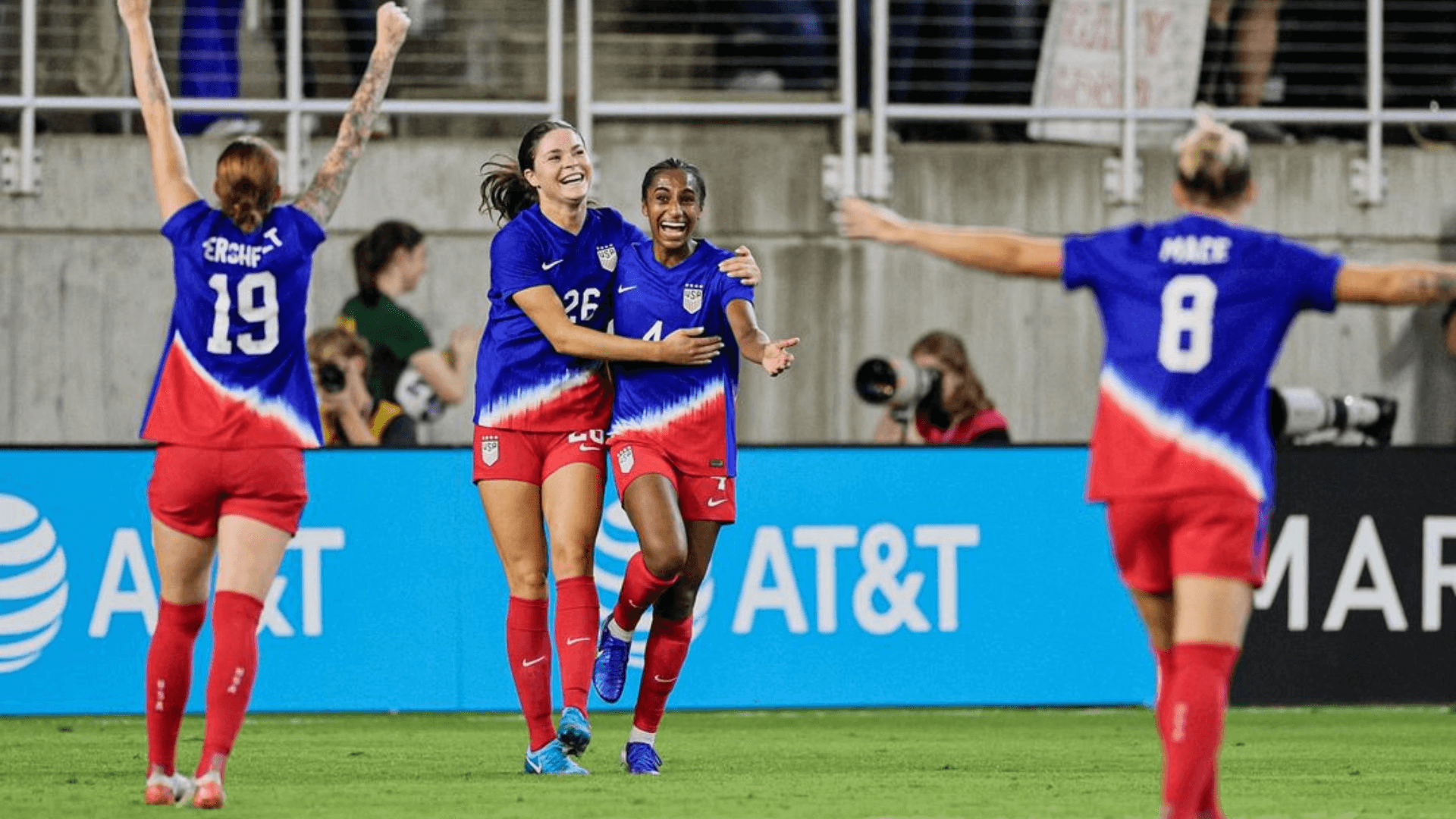 Naomi Girma goal celebration